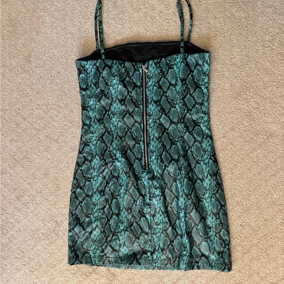 Tiger Mist Green Snake Print Mini Dress - Picture 2 of 8